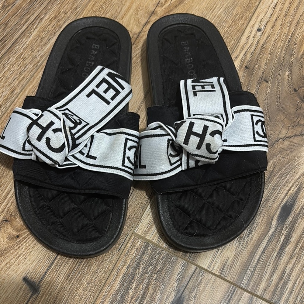 Bamboo Black and White Slide Sandals